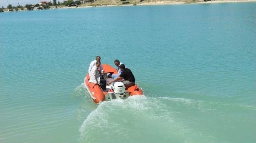 &Ccedil;akır, Kurtarma Botuyla Orduzu G&ouml;letini Gezdi
