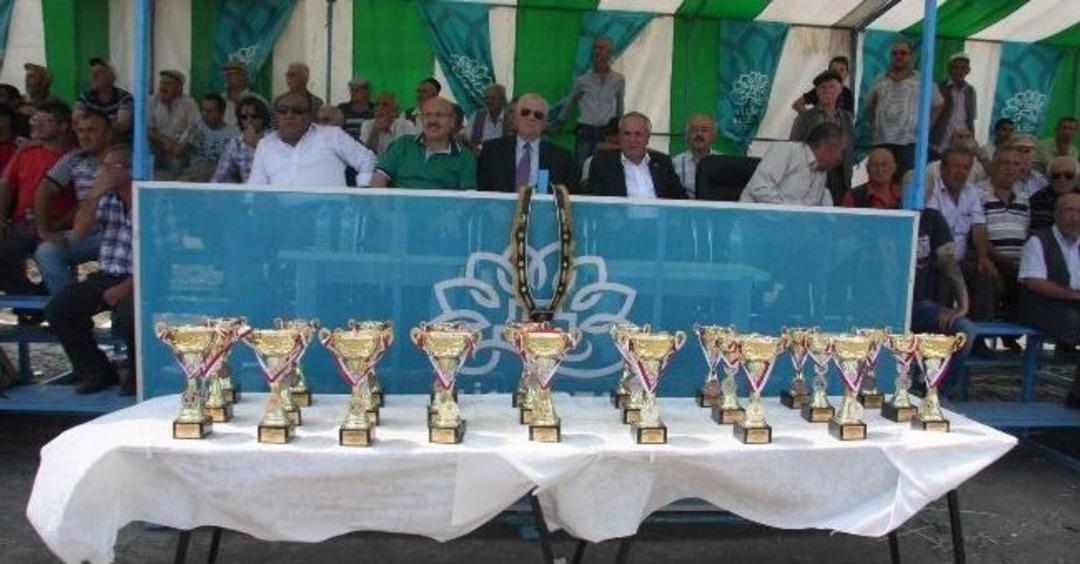 Rahvan Atları Birincilik İ&ccedil;in Koştu