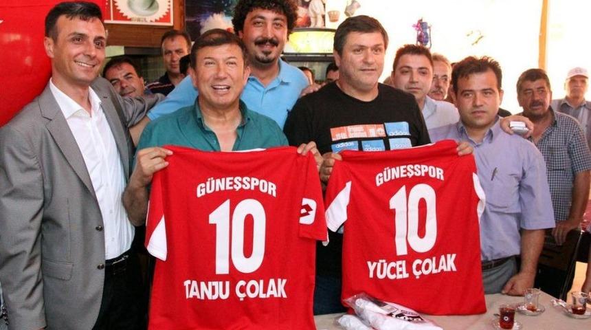 "Tanju &Ccedil;olak Futbol Akademisi" A&ccedil;ıldı