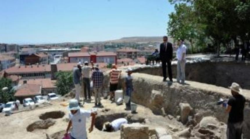 Kaleh&ouml;y&uuml;k'de &Ccedil;alışmalar Devam Ediyor