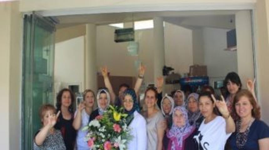 Mhp Kadın Kollarından Mahalle Toplantısı