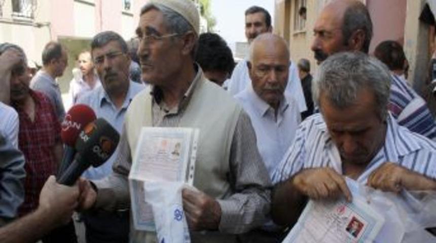 Orman Arazisi Diye Evleri Boşaltılmak Istenen Halk Sokağa D&ouml;k&uuml;ld&uuml;