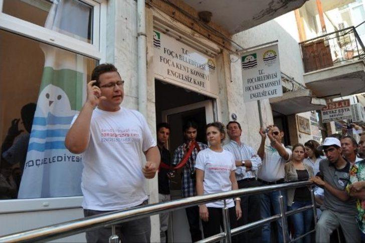 Foça’ya Engelsiz Kafe Açıldı G4