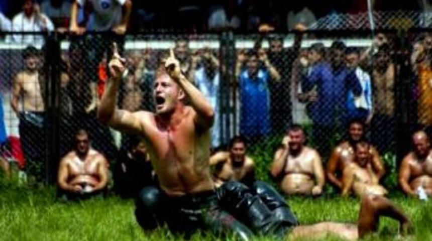 Er Meydanında Adü Damgası