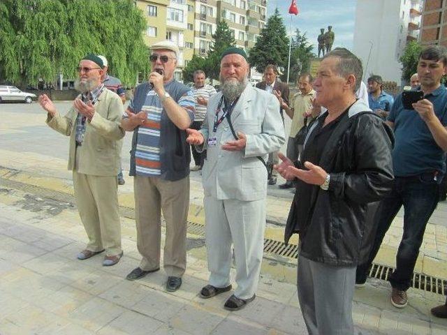 Bozüyük’te Ramazan Umrecileri Uğurlandı