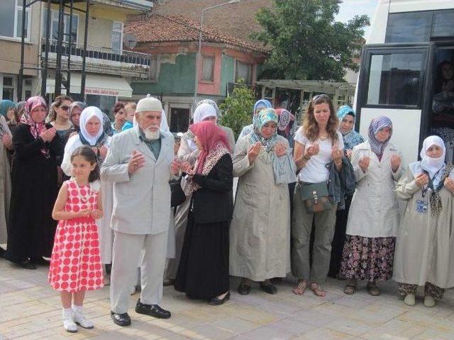 Bozüyük’te Ramazan Umrecileri Uğurlandı