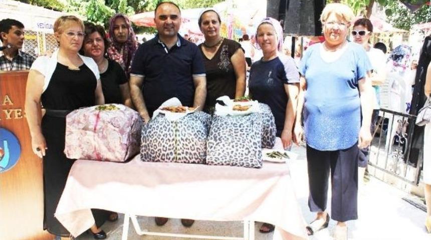 Urla &Ouml;zbek K&ouml;y&uuml; 5&rsquo;nci Yemek Festivali İle Coştu