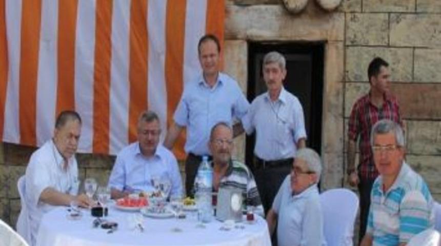 Gemicilerspor Dayanışma Kahvaltısı D&uuml;zenledi