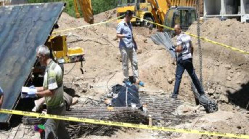 Vin&ccedil;ten D&uuml;şen Demirlerin Altında Kalan Iş&ccedil;i &Ouml;ld&uuml;