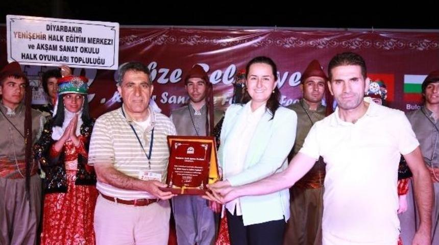 Gebze Folklor Festivaline G&ouml;rkemli Kapanış