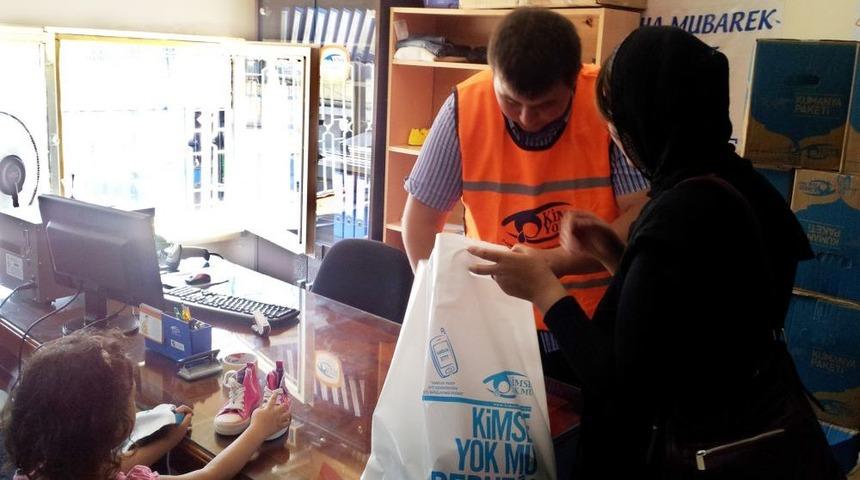 Kimse Yok Mu'dan Bin 500 Kişiye Gıda Kolisi