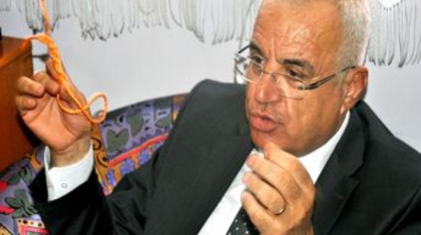 CHP'li &Ouml;ren: &Ccedil;&ouml;z&uuml;m S&uuml;reci I&ccedil;in Meclis Tatile Girmemeli