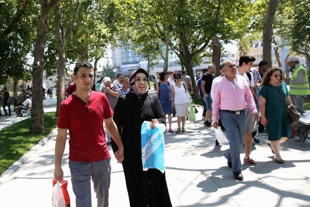 Gezi Parkı Halka Açıldı