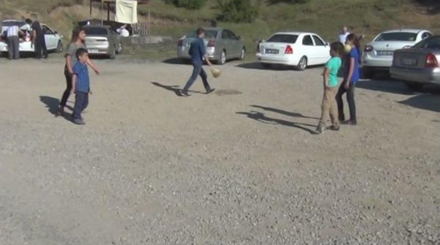 Akdağmadeni&rsquo;nde Vatandaşlar Ramazan &Ouml;ncesi Son Pikniklerini Yaptı