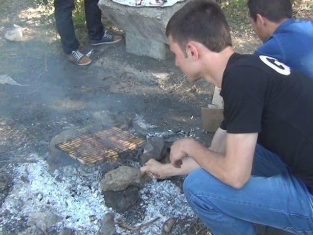 Akdağmadeni&rsquo;nde Vatandaşlar Ramazan &Ouml;ncesi Son Pikniklerini Yaptı 1