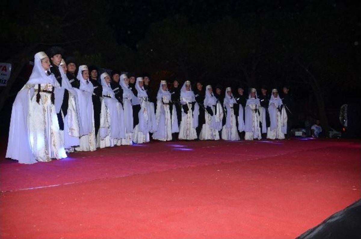 Biga&rsquo;da &Ccedil;erkez Şenliği