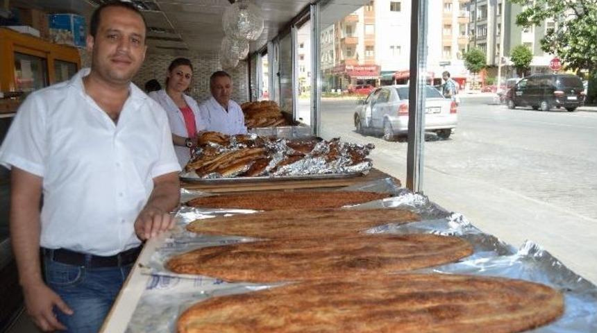Fırıncılardan Vatandaşlara Ramazan &Ouml;ncesi Pide Uyarısı