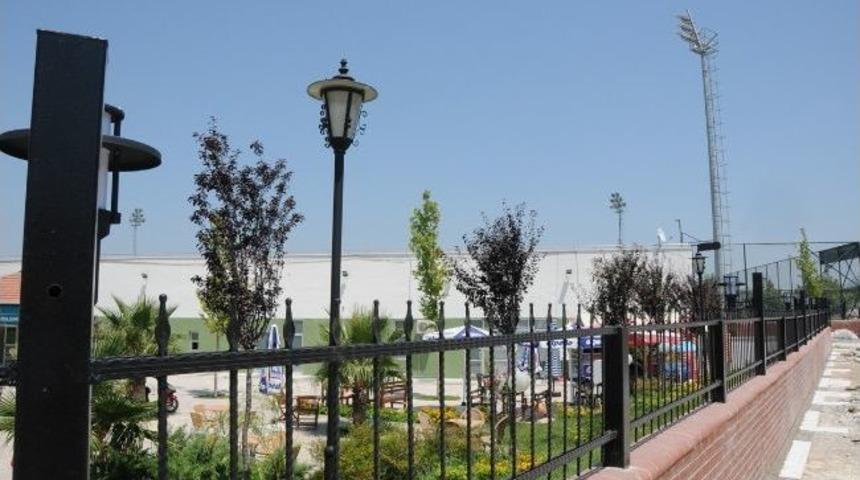 Manisa&rsquo;da Fikri Bayrıl Tesisleri&rsquo;ne Modern D&uuml;zenleme