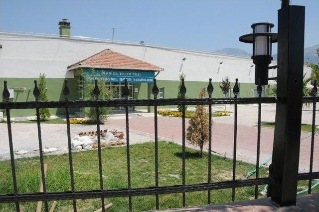 Manisa&rsquo;da Fikri Bayrıl Tesisleri&rsquo;ne Modern D&uuml;zenleme 2