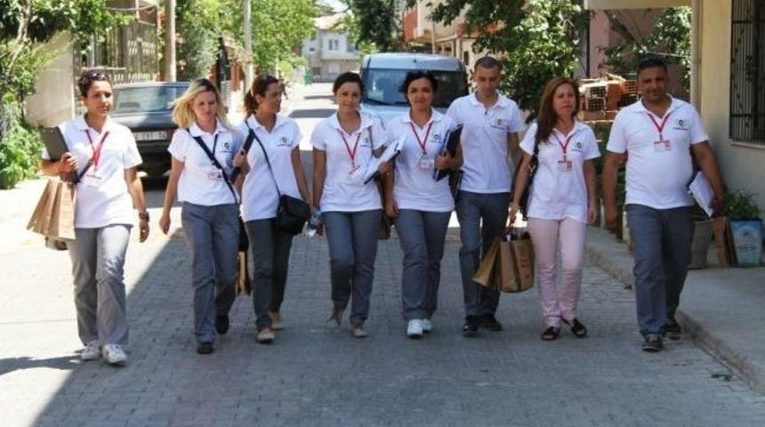 Gaziemir Belediyesi'nden "&ccedil;&ouml;zen Adımlar" Ekibi...