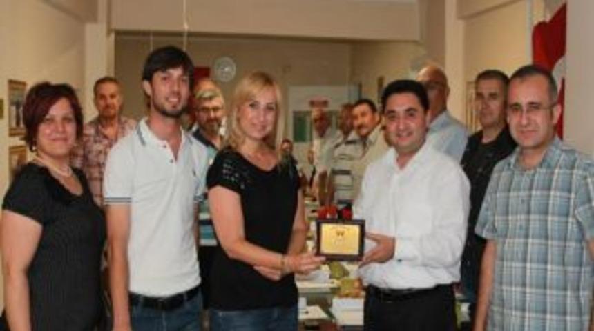 Efsane Sahne Sanatları Topluluğundan T&uuml;mkasder&rsquo;e Ziyaret