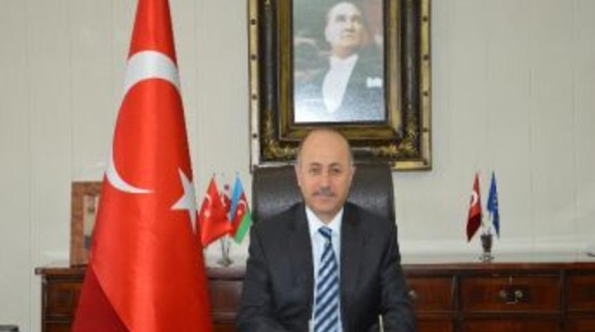 Vali Azizoğlu: "festivaller Barışın Ve Kardeşliğin Pekişmesi İ&ccedil;in &Ccedil;ok &Ouml;nemli"