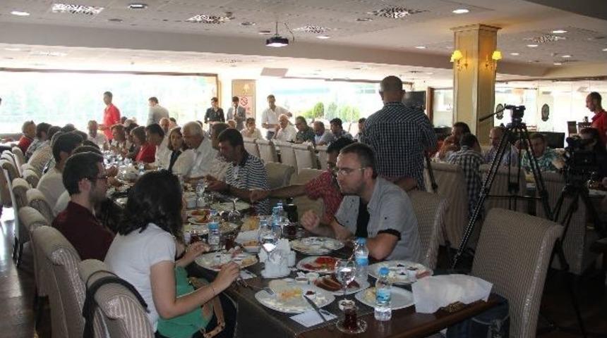 Milletvekili &Ouml;zko&ccedil; 2 Yılını Değerlendirdi