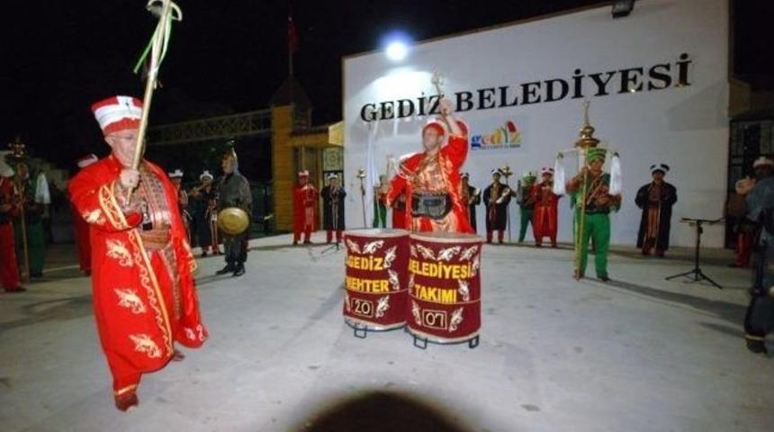 Gediz Mehteran Takımı Konseri Vatandaşları Coşturdu