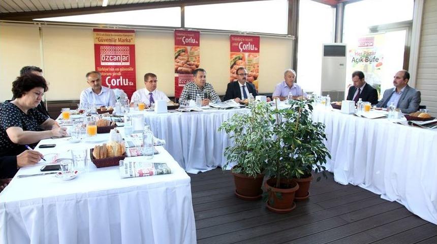 Basınla Buluşma Toplantılarının 6'ncısı &Ccedil;orlu'da Yapıldı