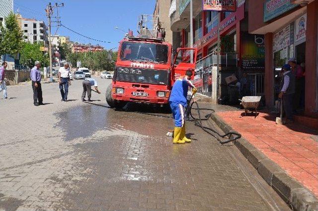 Şırnak Belediyesi'nden Temizlik Çalışması