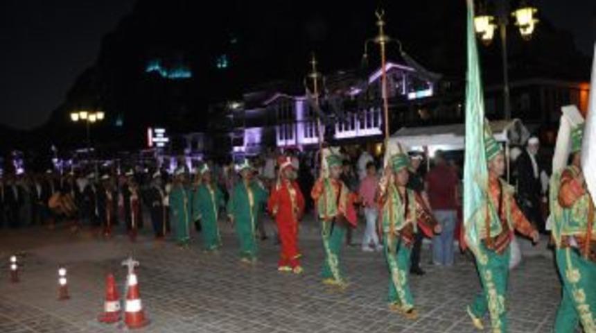 Ramazan Ayı Amasya&rsquo;da Fener Alayı Ile Karşılandı