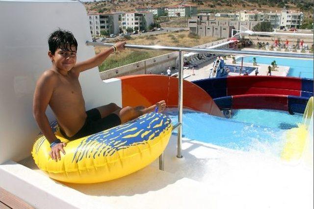 Bergama'da Aqua Park Keyfi...