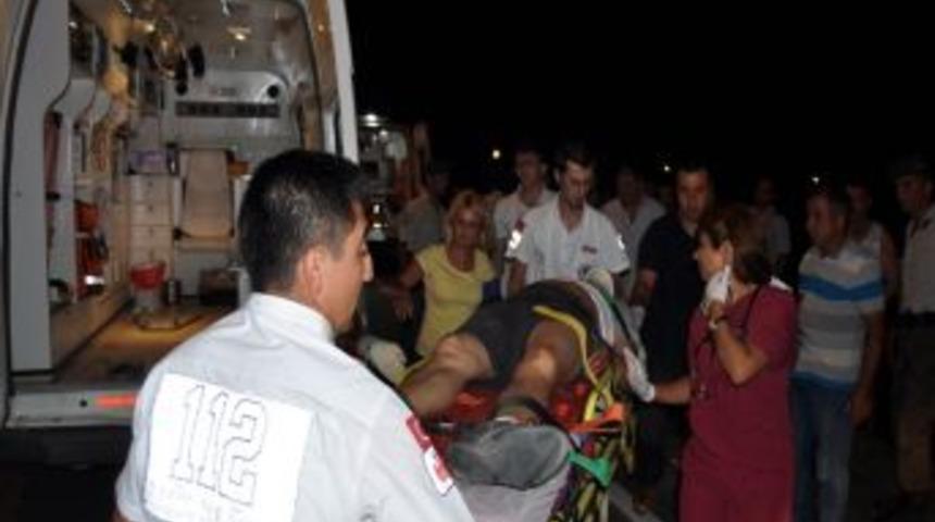 Balıkesir'de Kaza: 3 Yaralı