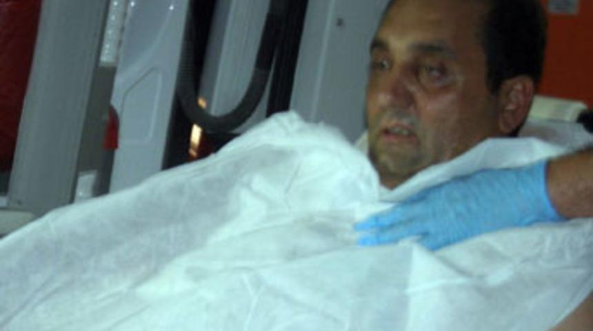 Teravih namazına giden polis 6 yerinden bı&ccedil;aklandı