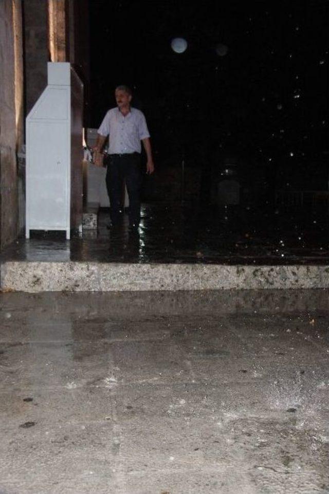 Bursa'da Ses Bombalı Sahur Ve İftar