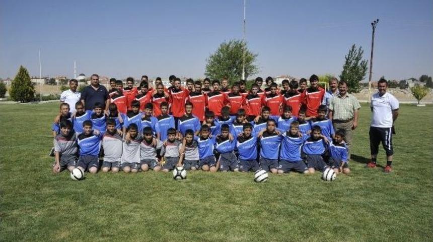 Belediye Spor Geleceğin Futbolcularını Yetiştiriyor