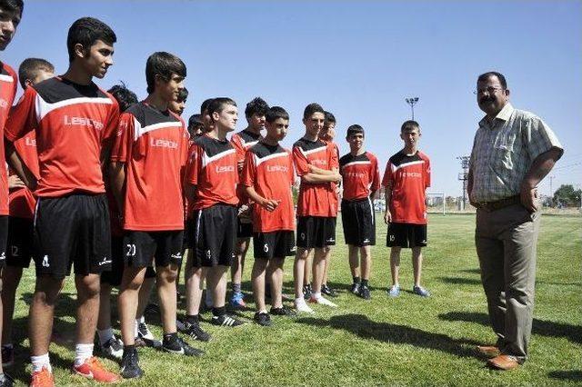 Belediye Spor Geleceğin Futbolcularını Yetiştiriyor