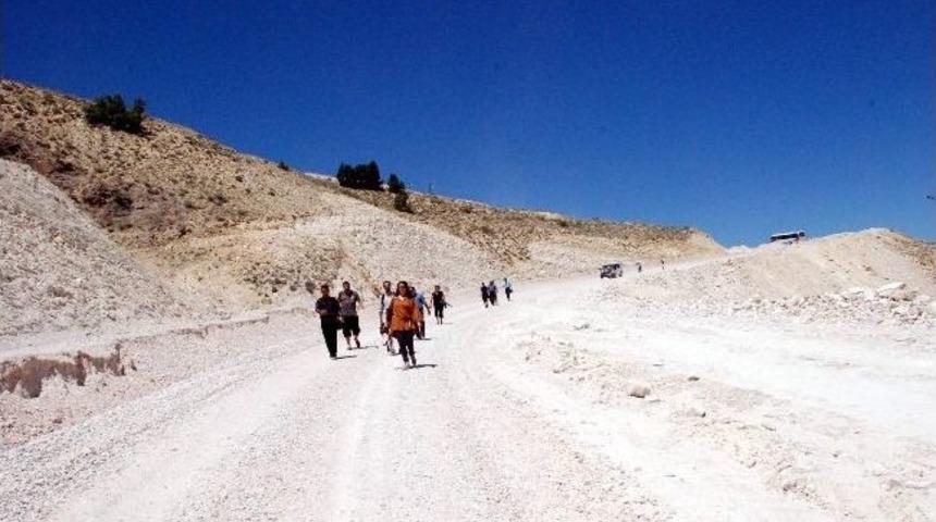 Sivaslı Ermeniler Ve Dostları Derneği G&uuml;r&uuml;n&rsquo;de Buluştu
