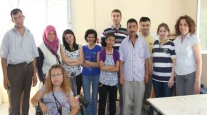 Kula'da Ekolojik Oyuncak At&ouml;lyesi Kursu 12 Kişi İle Eğitime Başladı