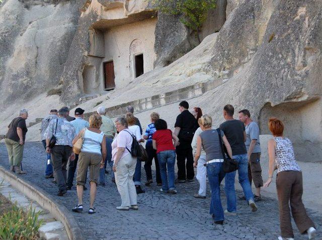 Kapadokya, 6 Ayda Bir Milyon 200 Turisti Ağırladı