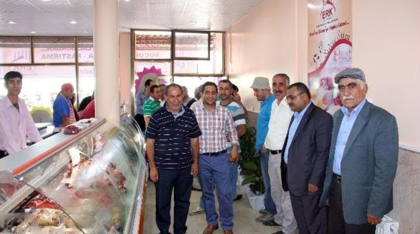 Ahlat'ta Et &Uuml;r&uuml;nleri Satış Mağazası A&ccedil;ıldı