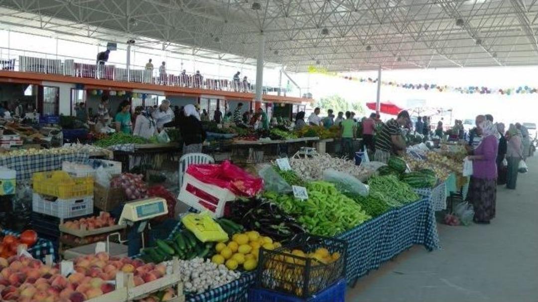 Fethiye'de Pazaryerine Mehterli A&ccedil;ılış