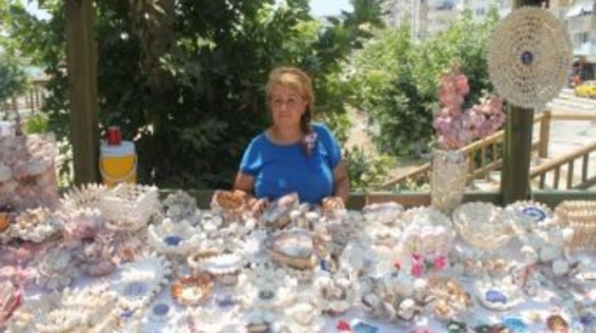 Yumurtalık'ta Hediyelik Eşya Stantları A&ccedil;ıldı