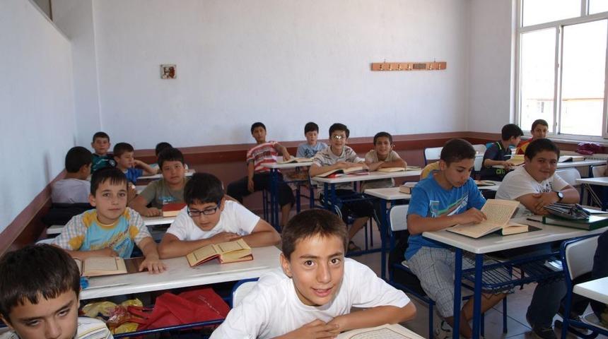 Yaz Kur'&acirc;n Kursları Yoğun Ilgi G&ouml;r&uuml;yor