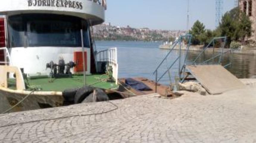 Kaybolan Gencin Cesedi Hali&ccedil;'ten &Ccedil;ıktı