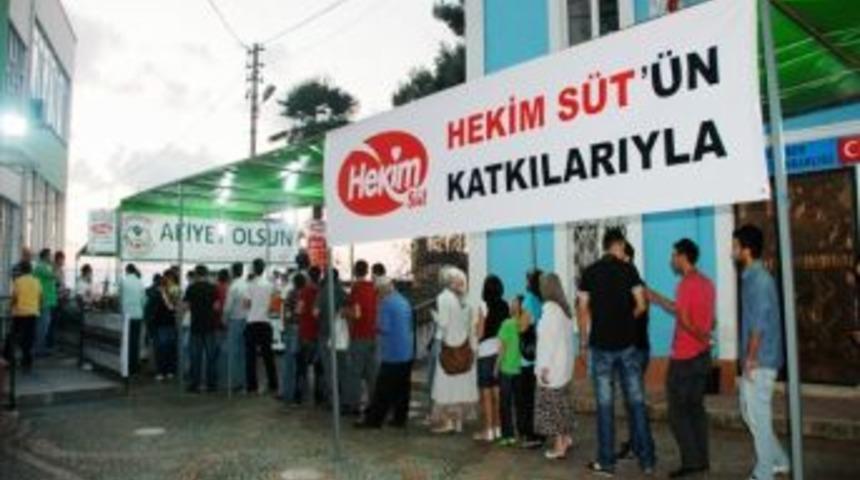 İlk İftar &Ouml;ner Hekim&rsquo;den