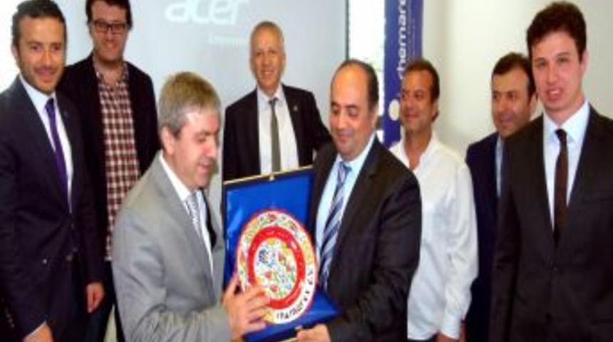 DOSAB&rsquo;lı Sanayiciler TECHTEXTİLE&rsquo;e &Ccedil;ıkarma Yaptı