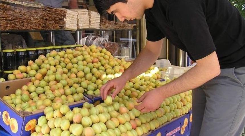Taze Kayısı Yemenin Tam Zamanı