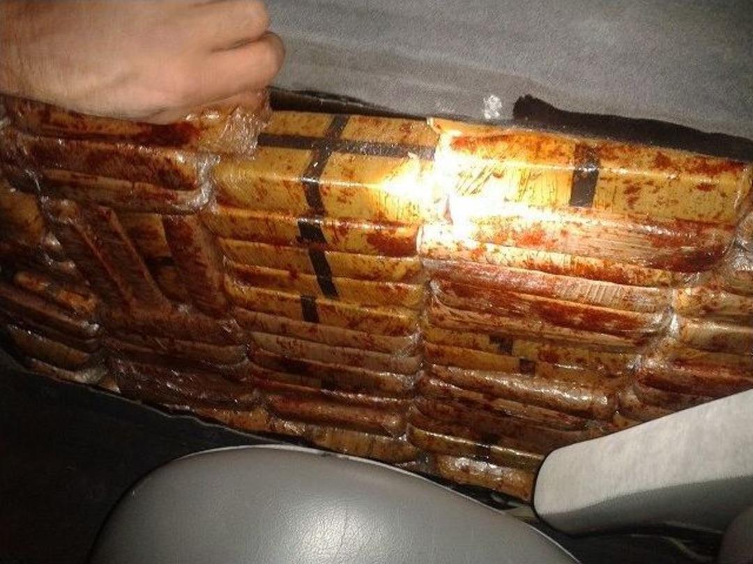 Erzurum Polisinden Uyuşturucu Ve Ka&ccedil;ak Sigara Operasyonu