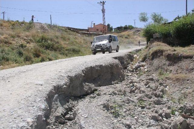 Bağlar Yolu Asfaltlanacak